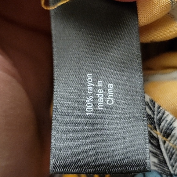 Lane Bryant Womens Jumpsuit Yellow Floral Tie Waist V Neck in Size 16 - Picture 10 of 14